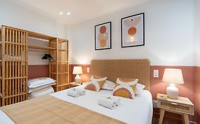 New - Designer Flat For 4 Pp